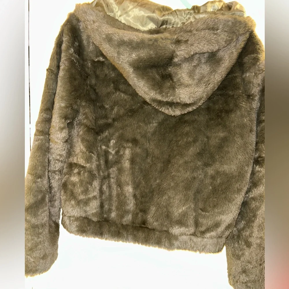 Preloved 36point5 Faux fur hooded Jacket - Picture 5 of 6